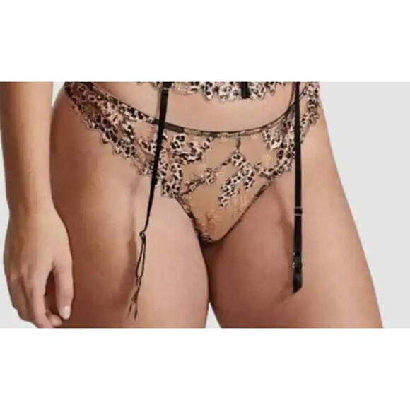 Victoria's Secret Blush Leopard Floral Embroidered Thong - M - Picture 6 of 6